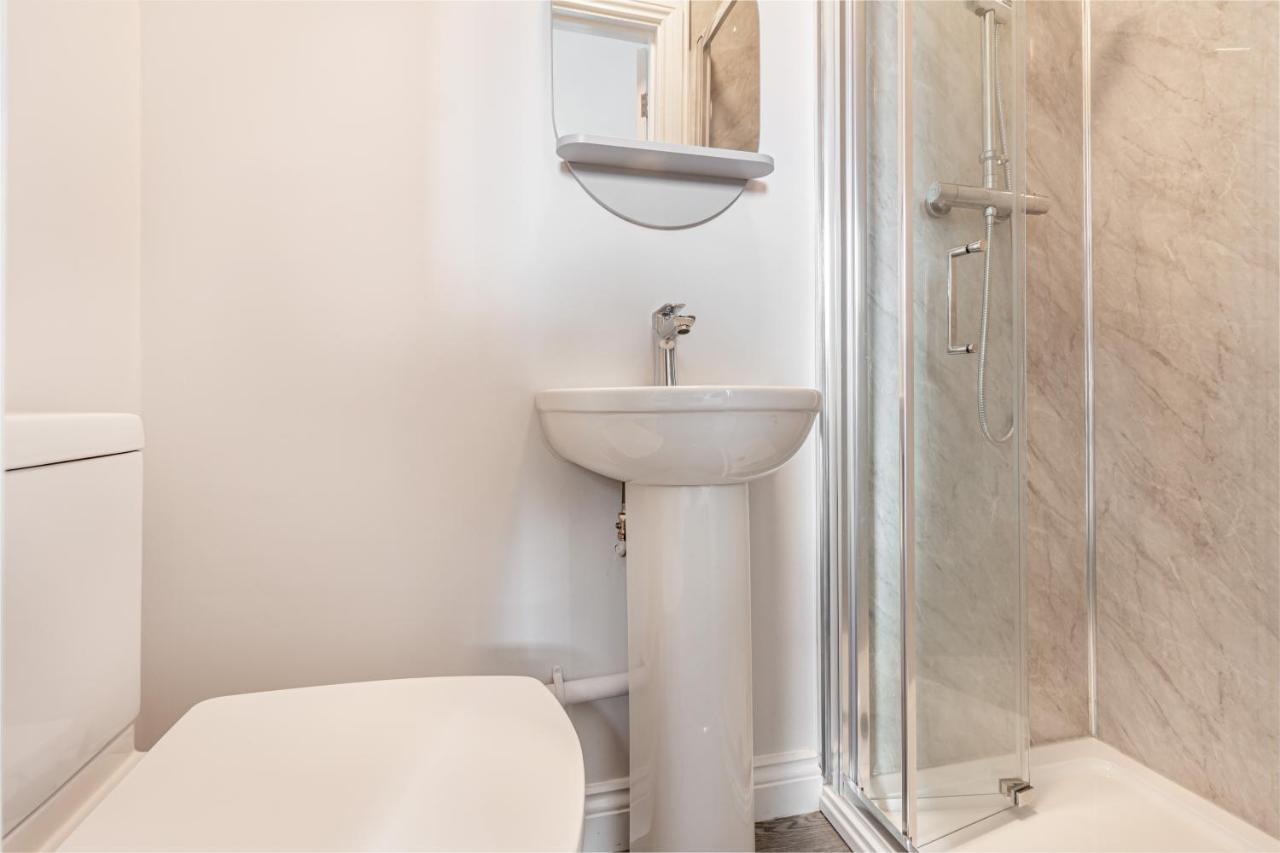 Host & Stay - The Bull Inn, 3 Double Rooms Fernhill Heath Zewnętrze zdjęcie