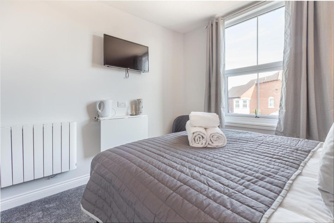 Host & Stay - The Bull Inn, 3 Double Rooms Fernhill Heath Zewnętrze zdjęcie